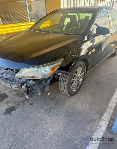 2017 Toyota Camry Le z USA, uszkodzony, nr VIN 4T1BF1FK3HU757092